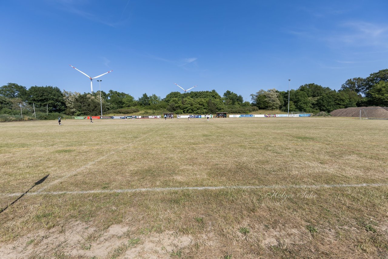 Bild 280 - wBJ TuRa Meldorf/Buesum - JFV Luebeck : Ergebnis: 1:0